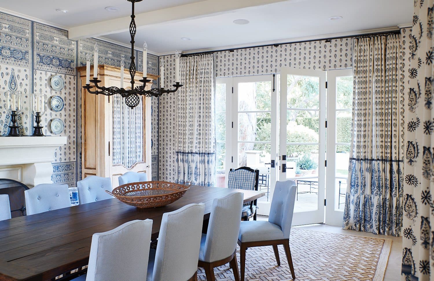 Custom drapery and upholstery in a Los Angeles–area residence by Valley Studio