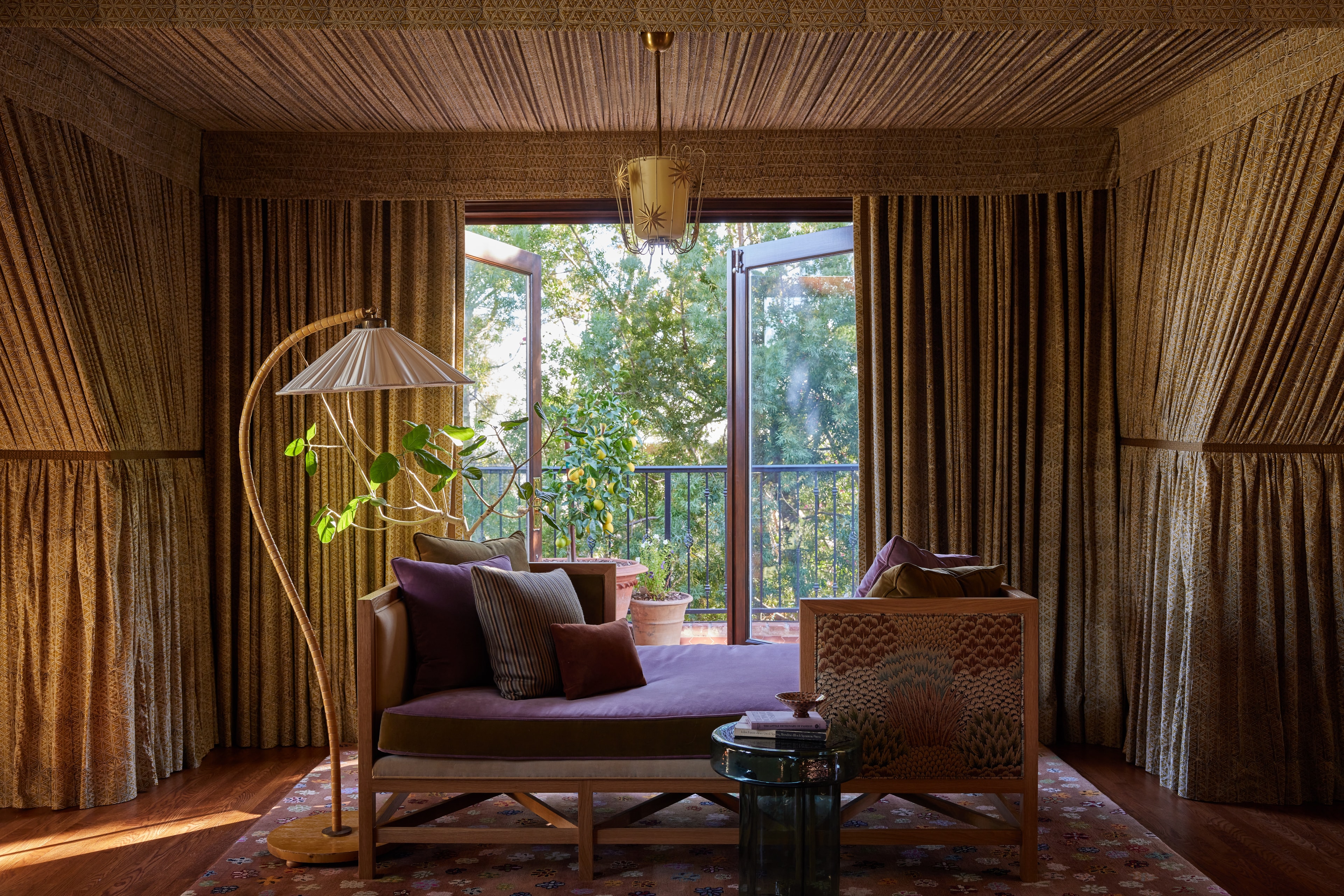 Reath Nottingham project with patterned drapery and a fully fabric-lined room, an example of Valley's bespoke work